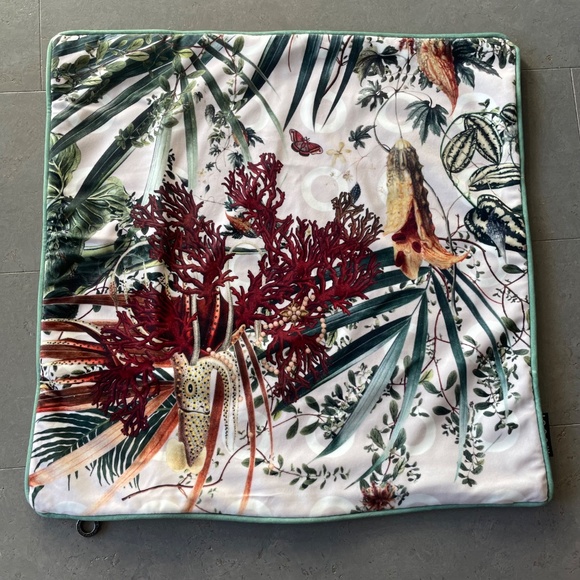 Moooi Menagerie of Extinct Animals Decorative Velvet Square Pillow Cover - Ivory - Picture 3 of 6